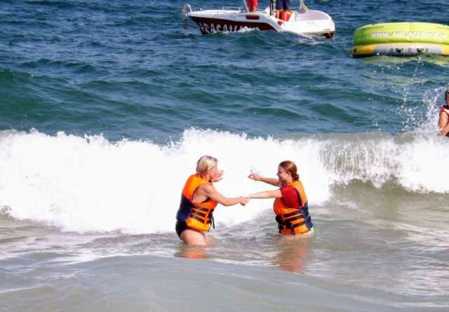 1096952_528635737205449_1723205770_o